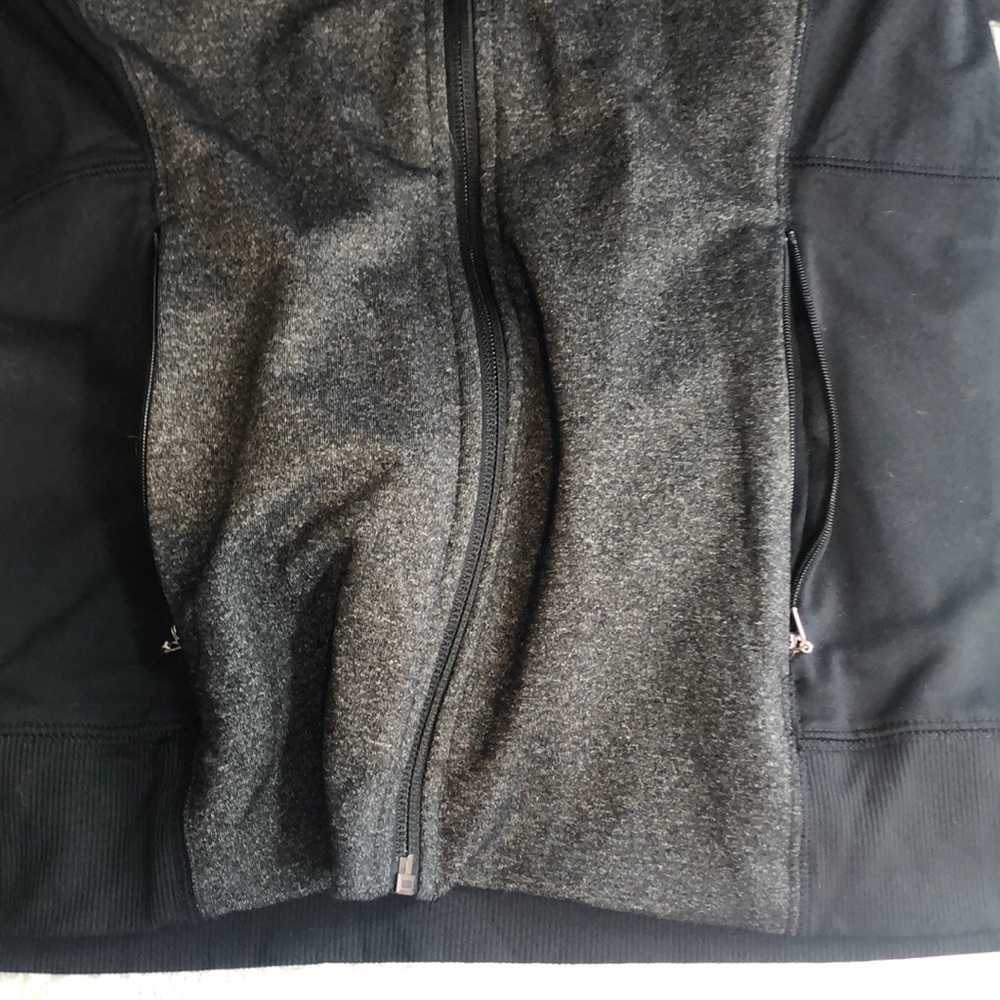 Calia by Carrie Underwood Limited Edition Zipper Jacket Medium - Picture 10 of 13